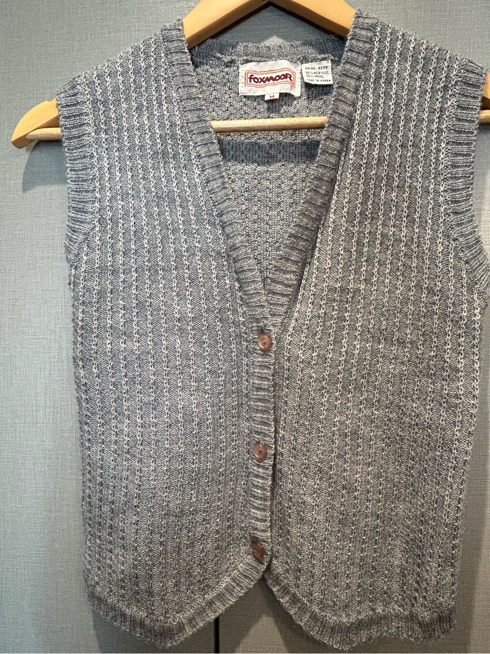 Foxmoor Gray Acrylic Knit Button-Front Sweater Vest